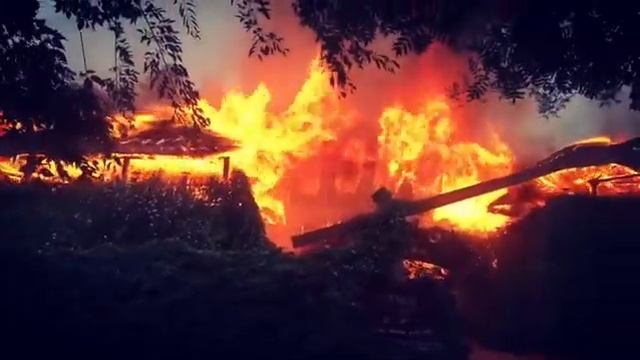 Ужасный пожар в Хуторке(в Одессе)!!!! смотреть онлайн