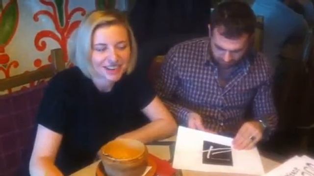 Ангелина идет на вечеринку Персона D.wmv смотреть онлайн