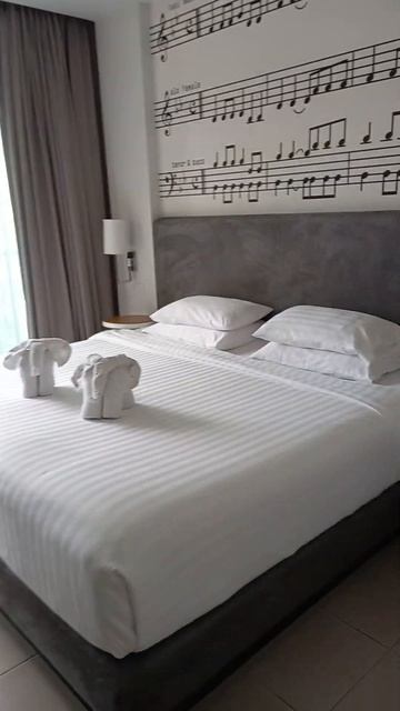 Отель, Melody Phuket. смотреть онлайн