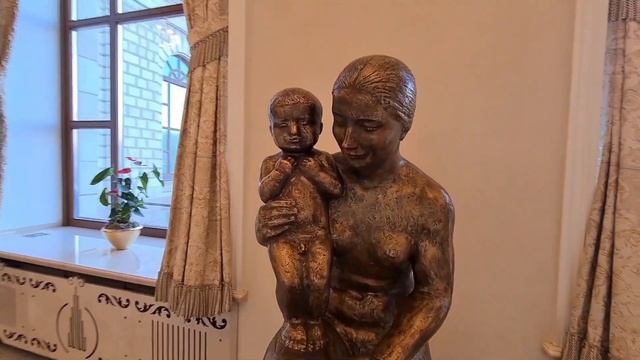 ОТЕЛЬ Рэдиссон Коллекшен Москва - знаменитая диорама, зеркальные матрёшки и собственная флотилия! смотреть онлайн