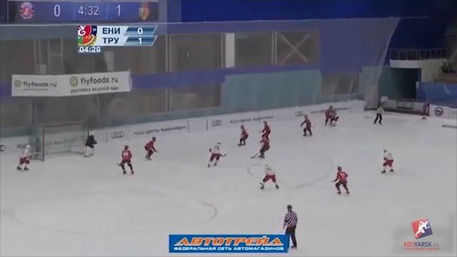 "Енисей" в обороне смотреть онлайн