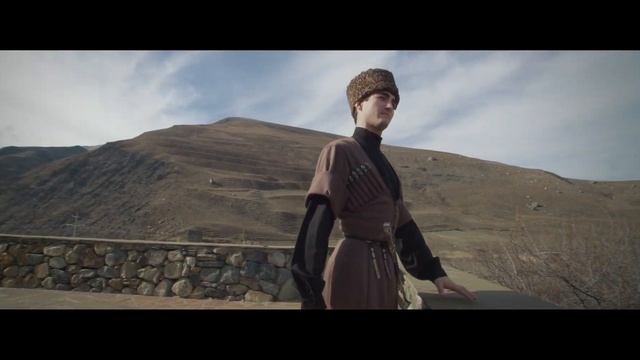 Илона Кесаева и Игорь Езеев - Фандур арцагьдай