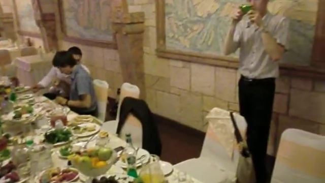 В ресторане Амроц смотреть онлайн