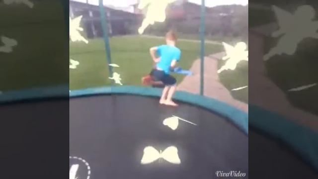 Бомбит смотреть онлайн