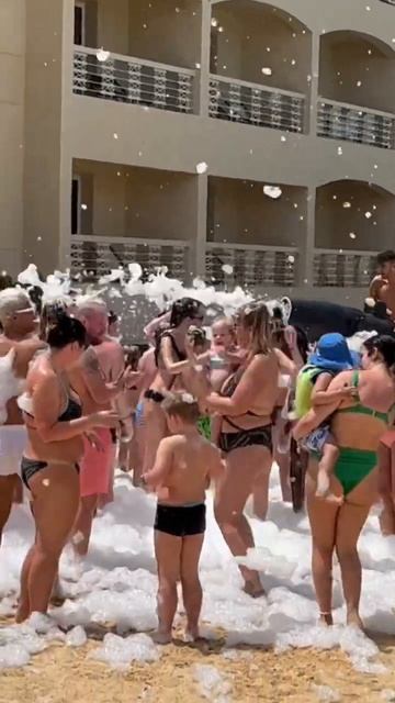 Пенная вечеринка Sindbad club 4* Hurghada смотреть онлайн