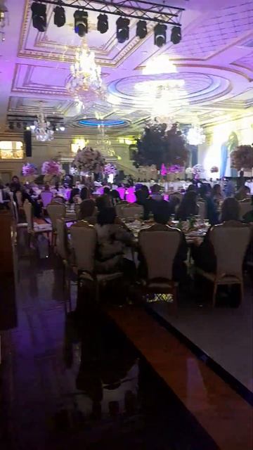 Поёт Роберт Катчиев, ресторан Империал (2023 год) смотреть онлайн