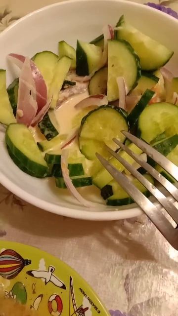 Я наконец то поела в ночи))) и иду работать. смотреть онлайн