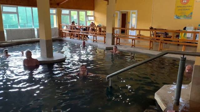 Необычное РОЗОВОЕ ОЗЕРО | Баня Пачир | Сербия смотреть онлайн