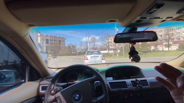 Бмв 745i в 2024 смотреть онлайн