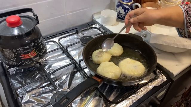 Узбекистан! Поехали покушать манты с шашлыком, гуляем, дома решили приготовить беляши смотреть онлайн