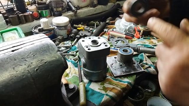 Самодельный трактор. ГОРУ. Часть1. Приводной валик смотреть онлайн