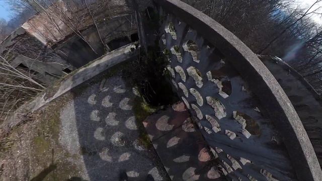 Заброшенный ресторан на горе Ахун смотреть онлайн