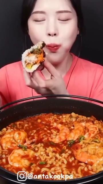 Asmr Mukbang Korean Spicy Shrimp Ramen With Spicy Kimchi/Kimbap