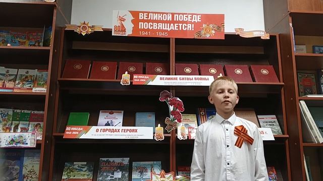 Пиркин Алексей читает стихотворение Михаила Владимова «Еще тогда нас не было на свете» смотреть онлайн