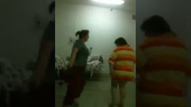 Вот как надо дежурить, чтоб тебя не уволили. (НРБ1"НОВОСТРОЙ") смотреть онлайн