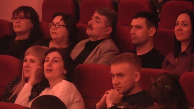 Спектакль "Самоубийца" смотреть онлайн