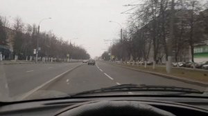 Еду по городу на машине