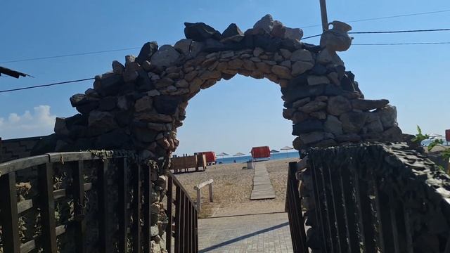 прибрежное продолжает удивлят смотреть онлайн