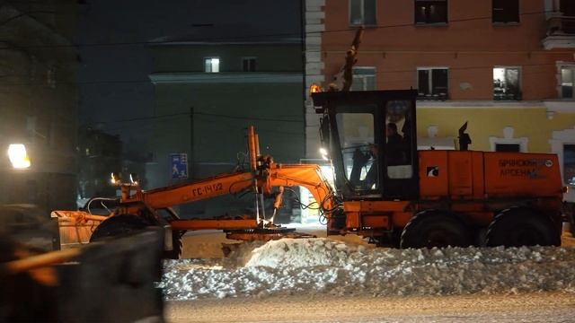 Уборка снега в Новосибирске