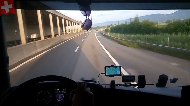 Необычный паркинг в Швейцарии / №126