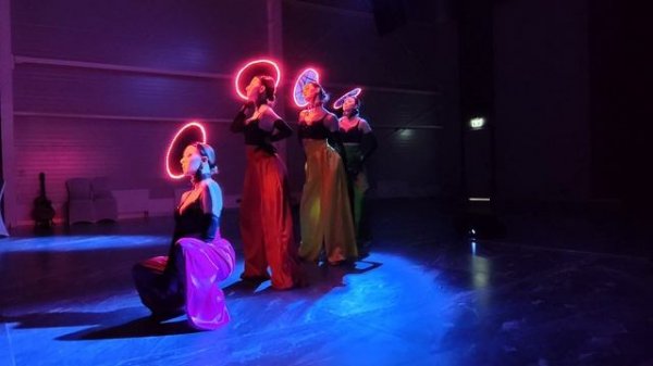 Световое танцевальное шоу ELEGANCE от шоу QUINTESSENCE