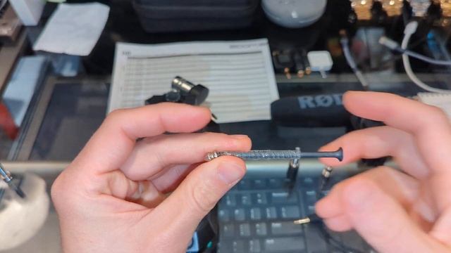 1/4" tip broke off inside input socket jack (6.3mm) stereo connector смотреть онлайн