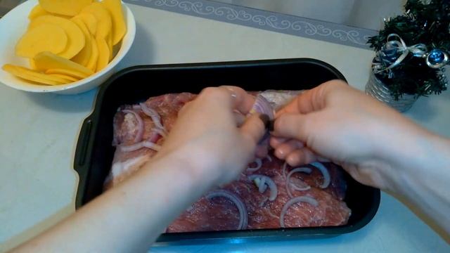 Мясо запеченное по-французски 🥩 лучший рецепт