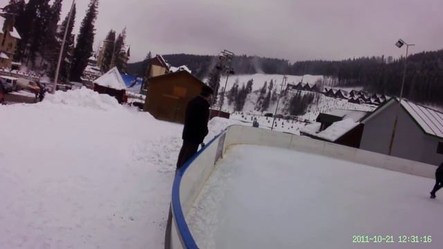 Взлёт вертолета в Буковеле смотреть онлайн