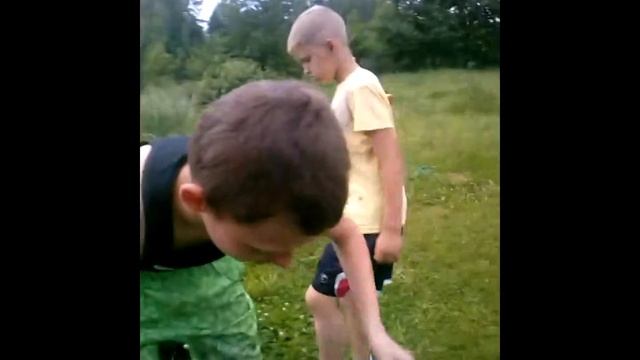 HappyDay #1 [Поход к озеру] смотреть онлайн