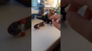 Обучение трюкам на фингерборде  (для начинающих )👍
