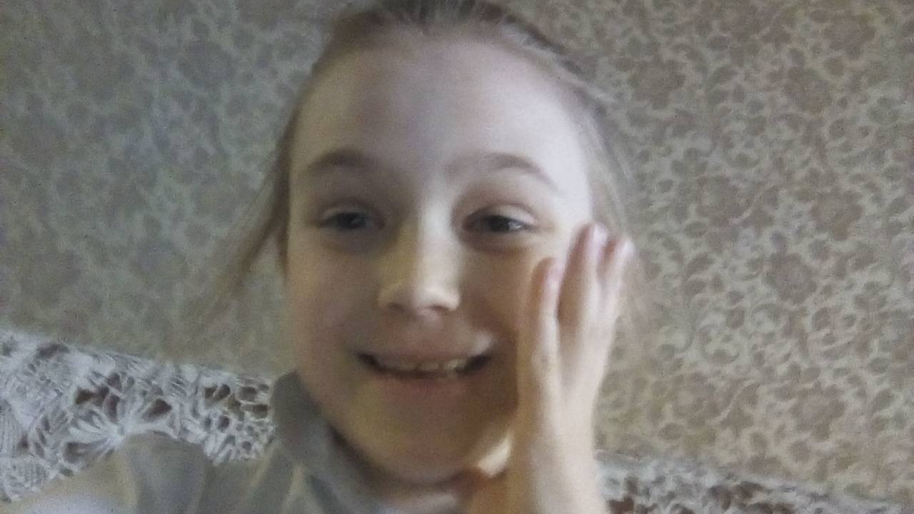 У МЕНЯ ЕСТЬ ПАРЕНЬ смотреть онлайн