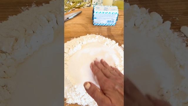 Италия. Делюсь рецептом очень вкусного торта смотреть онлайн