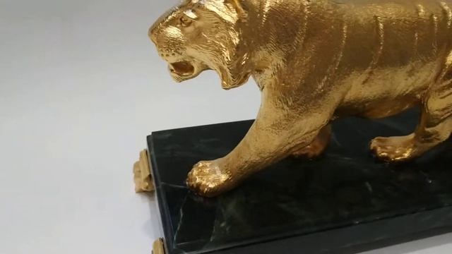 Новогодняя статуэтка 