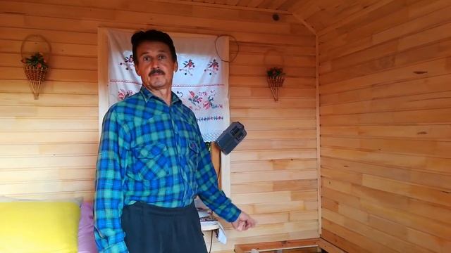 "АПІ-ДОМІК" - бджолиний домік для оздоровлення та відпочинку. Пчелиный домик.