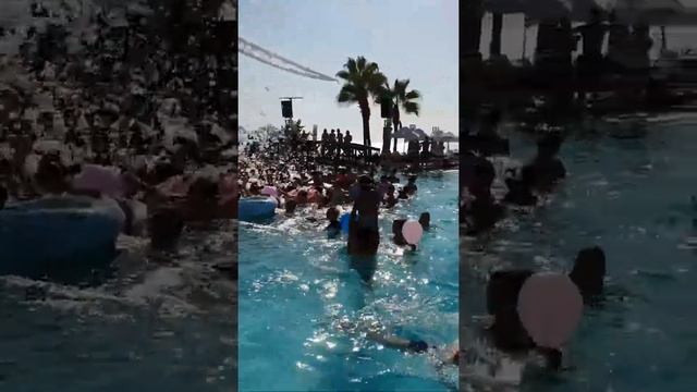 Liberty hotel Lykia 5 пенное party смотреть онлайн