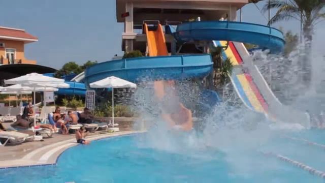 Crystal Hotels - аквапарк смотреть онлайн