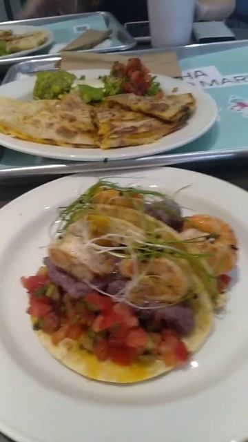 Тако с креветками. Мексиканская кухня. Shrimp Tacos. Mexican cuisine. #Shorts смотреть онлайн