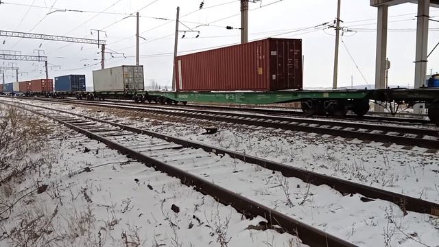 вл80с-2566(тчэ-14 Караганда) с чётным грузовым поездом смотреть онлайн