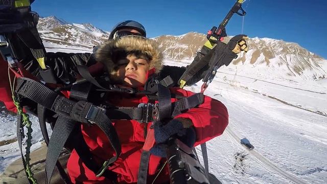 17122019 ParaTourYes gudauri paragliding полет гудаури بالمظلات، جورجيا بالمظلات смотреть онлайн