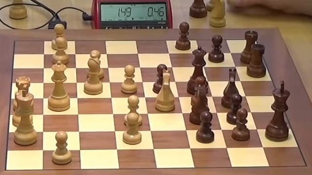 Carlsen - Belov Smart Series PGN 003 смотреть онлайн