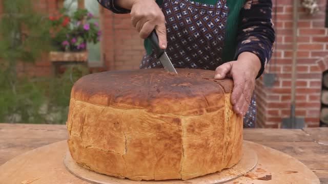 Плов с Фрикадельками на Костре по-Деревенски смотреть онлайн