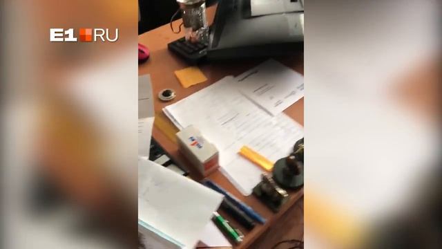 Погром в редакции "Коммерсант" смотреть онлайн