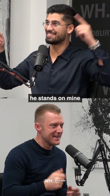 Would Lord Aleem let Andrew Tate stand on his Bugatti Chiron? смотреть онлайн