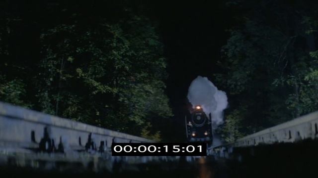 Steam Train Over Camera, Night, Anamorphic 35mm смотреть онлайн
