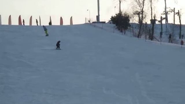 Максик, Горнолыжный склон в Яxроме смотреть онлайн