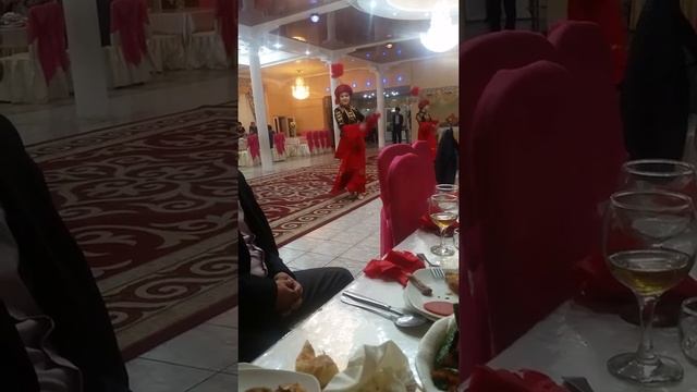 Керемет би. Аяулым мейрамханасы смотреть онлайн