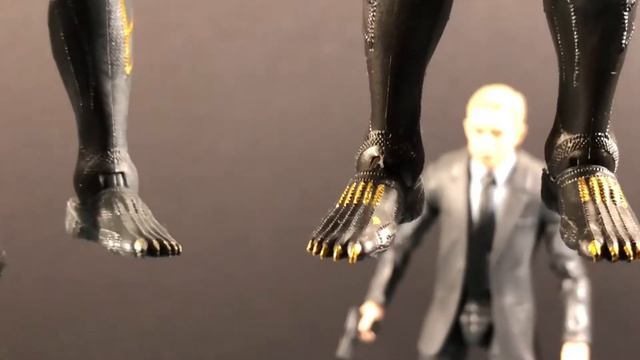 Marvel Legends Black Panther Everett Ross And Erik Killmonger REVIEW