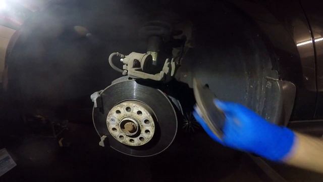 2012 VW Jetta how to replace front brake pads смотреть онлайн