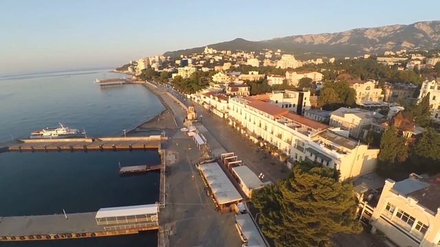 Рассвет в Ялте смотреть онлайн
