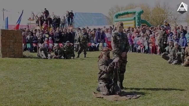 Показательные выступления кадетов в Аромашево смотреть онлайн